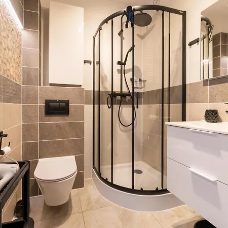 Strefa Centrum - Z Prywatnym Parkingiem - Space Appartement *