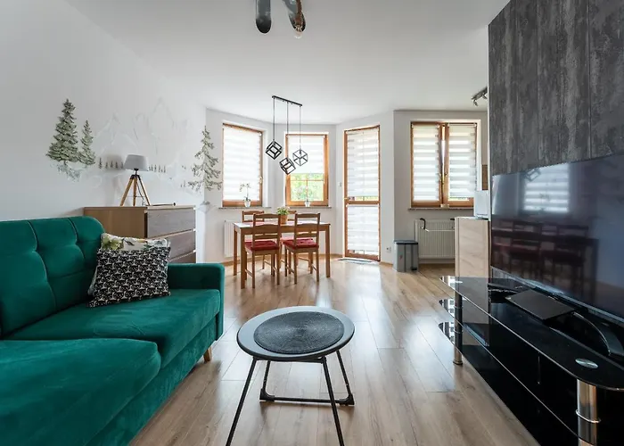 Apartment Strefa Centrum - Z Prywatnym Parkingiem - Space Karpacz